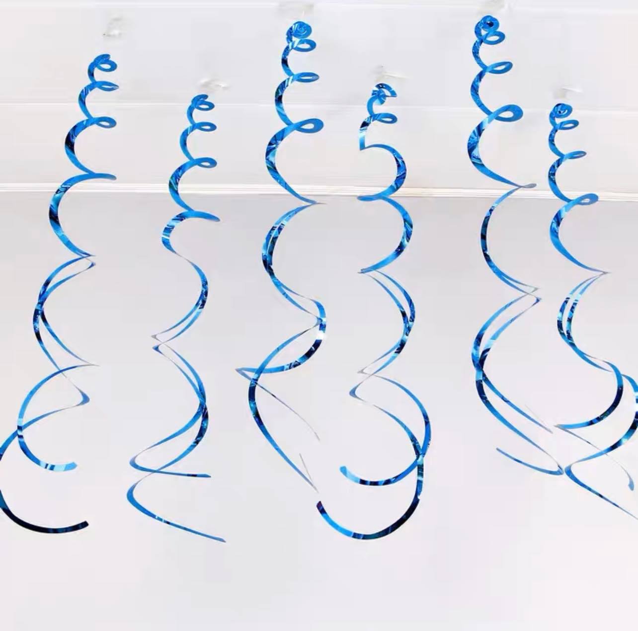 Shiny Spiral Party Decorations